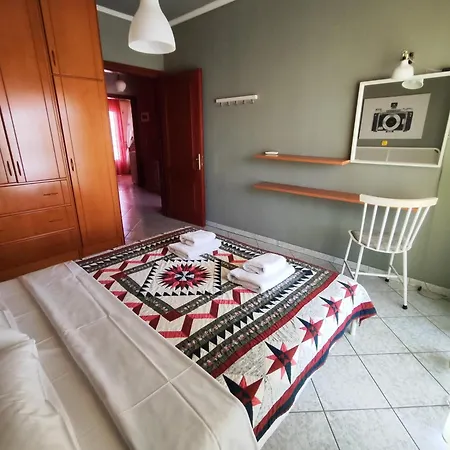 Stella Néa Péramos