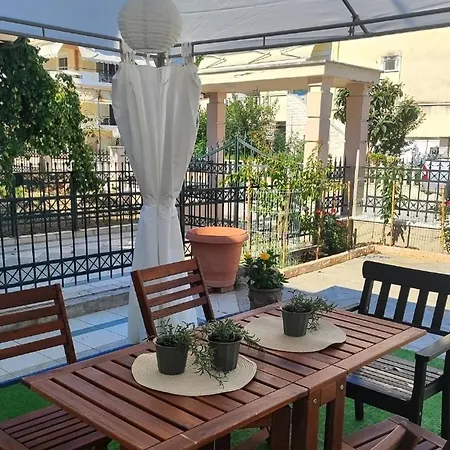 فيلة Stella