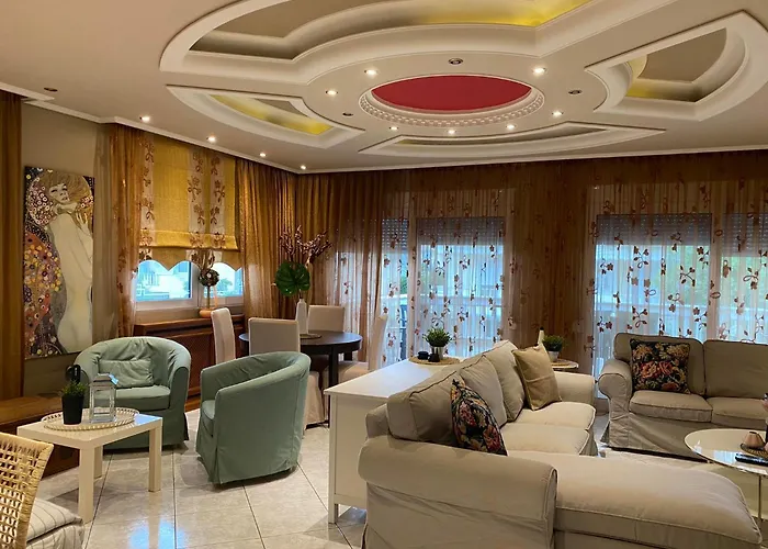 Stella * Néa Péramos