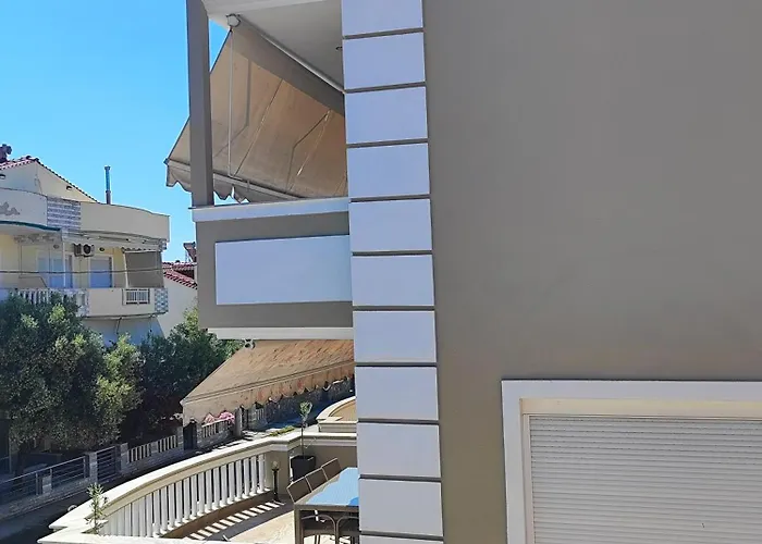 Villa Stella Néa Péramos