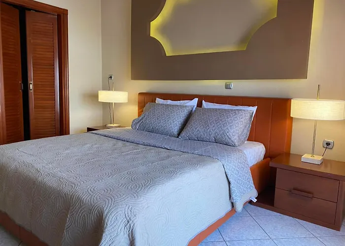 Stella Néa Péramos