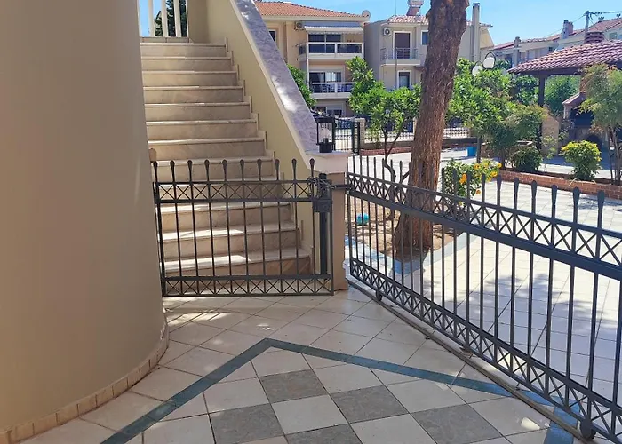 Stella Néa Péramos